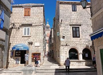 croatia/makarska/attraction/marko-polo-centar