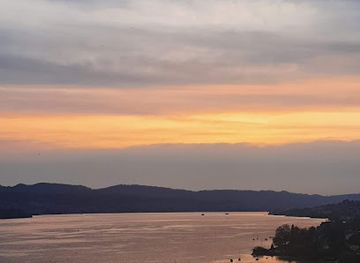 switzerland/zurich-lake/attraction/seebucht-stafa