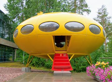 finland/espoo/attraction/exhibition-centre-weegee