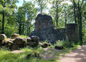 latvia/vidzeme/attraction/krimulda-castle