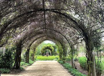 australia/northern-victoria/attraction/alowyn-gardens