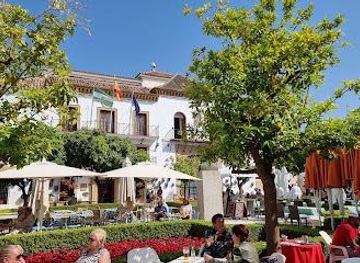 spain/malaga/attraction/plaza-de-los-naranjos