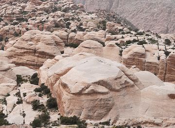 jordan/dana/attraction/sheq-al-reesh-trail