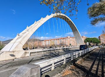 spain/pamplona/attraction/puente-de-las-oblatas