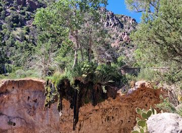 arizona/tonto-national-forest/attraction/tonto-natural-bridge-visitor-center