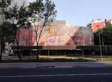 mexico/mexico-city/attraction/teatro-de-los-insurgentes