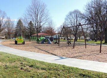 iowa/iowa-city/attraction/fairmeadows-park