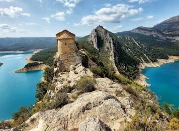 spain/pyrenees-mountains/attraction/ermita-de-la-mare-de-deu-de-la-pertusa-corca