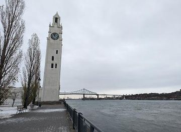 canada/montreal/attraction/clock-tower
