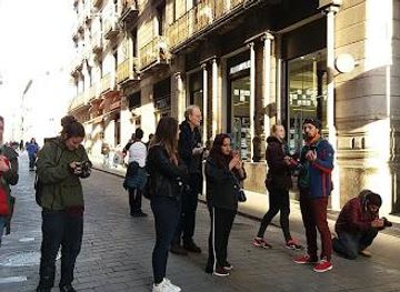 spain/barcelona/attraction/photo-walking-tours-barcelona