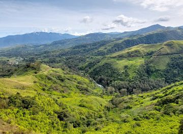 papua-new-guinea/mount-hagen/attraction/mak-gorge-look-out-point