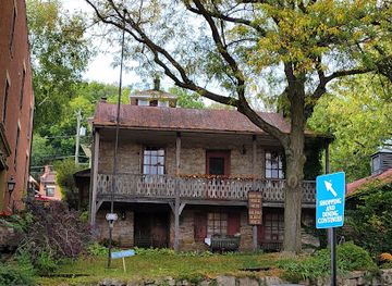illinois/galena-territory/attraction/dowling-house