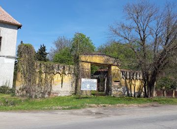 romania/banat/attraction/castelul-banloc