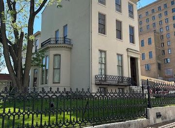 missouri/st-charles/attraction/campbell-house-museum