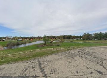 wisconsin/great-river-road/attraction/giant-deer-statue