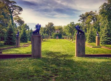 illinois/prairie-state/attraction/allerton-park-retreat-center