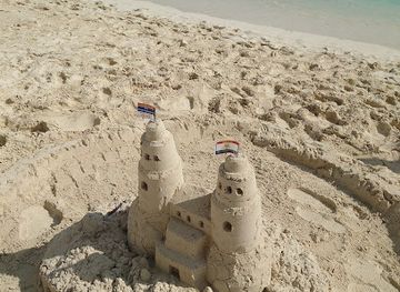 the-bahamas/new-providence/attraction/playtime-in-paradise-sandcastle-bahamas