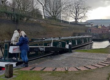 united-kingdom/birmingham/attraction/lock-3-farmers-bridge-locks