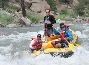 colorado/salida/attraction/dvorak-kayak-and-rafting-expeditions