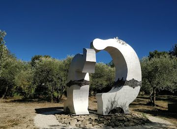 france/luberon/attraction/musee-du-verre-et-du-vitrail