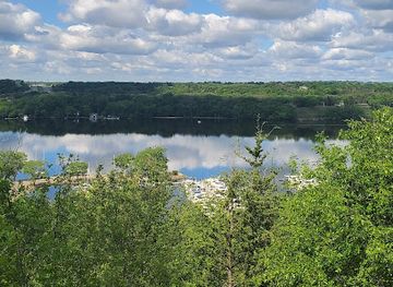 wisconsin/great-river-road/attraction/birkmose-park