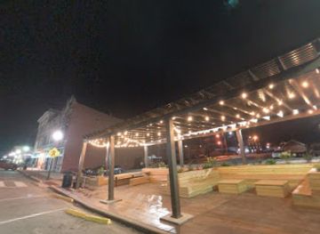 kentucky/henderson/attraction/the-perch-pocket-park