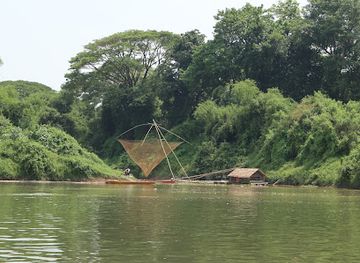 laos/phou-bia/attraction/nam-ngum-river