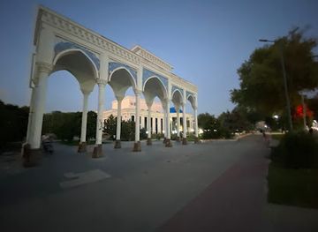 uzbekistan/shakhrisabz/attraction/alisher-navoi-statue