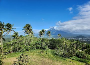philippines/legazpi/attraction/highlands-park-legazpi