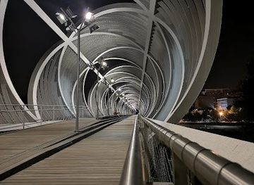 spain/madrid/attraction/madrid-rio-park