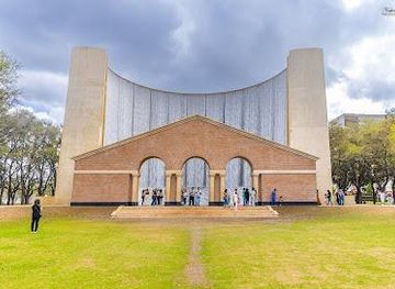 texas/the-woodlands/attraction/gerald-d-hines-waterwall-park