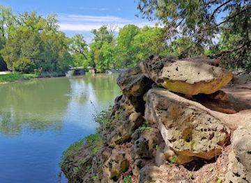 czechia/palava/attraction/lednicky-park