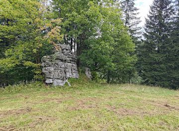 poland/stolowe-mountains/attraction/skalki-pinki