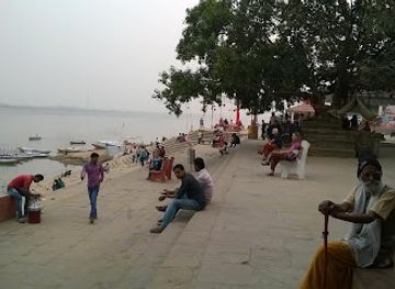 india/varanasi/assi-ghat/attraction/assi-ghat-main