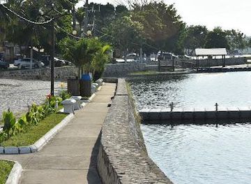 guatemala/tikal/attraction/malecon-isla-de-flores