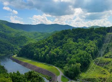 north-carolina/nantahala-national-forest/attraction/tva-fontana-dam-visitors-center