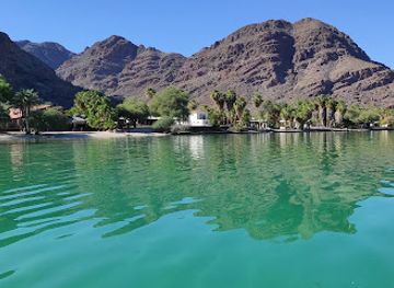 mexico/mulege/attraction/playa-santispac