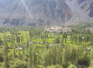 pakistan/shandur-top/attraction/noghour-stone-phort