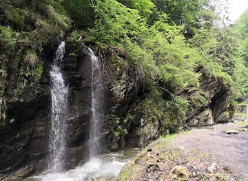 romania/parang-mountains/attraction/waterfall-shower-ranger