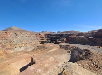 nevada/esmeralda-county/attraction/esmeralda-open-pit-mine