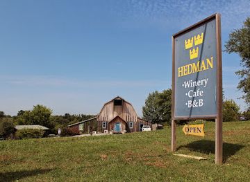 illinois/giant-city-state-park/attraction/peachbarn-winery-cafe