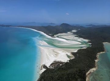 australia/the-whitsundays/attraction/whitsunday-island