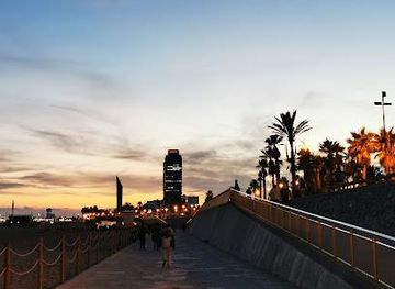 spain/barcelona/attraction/la-barceloneta