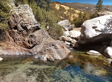 california/sequoia-national-park/attraction/hospital-rock-picnic-area
