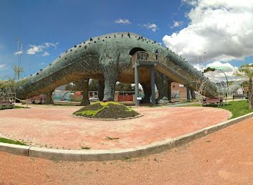 bolivia/cochabamba/calderon/attraction/prehistorico-sacaba-park