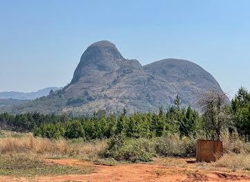 malawi/chinteche/attraction/elephant-rock