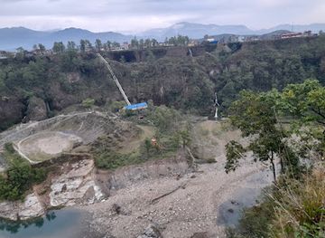 nepal/pokhara/attraction/crystal-water-swimming-place