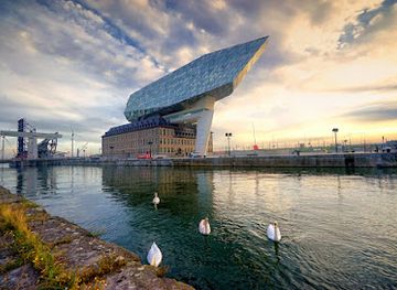 belgium/antwerp/attraction/zaha-hadidplein
