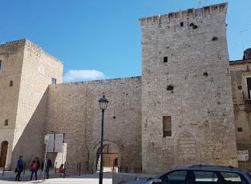 italy/bari/attraction/castello-svevo-angioino-di-bisceglie
