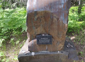 minnesota/arrowhead-region/attraction/paul-wellstone-memorial